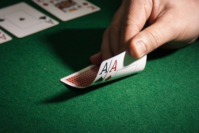 Veelvoorkomende pokerfouten die nieuwere pokerspelers vaak onbewust maken